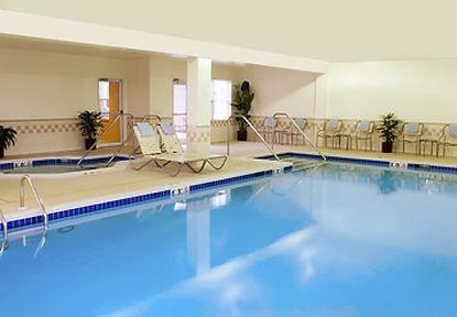 Hotel Carlisle & Embers Convention Center المظهر الخارجي الصورة